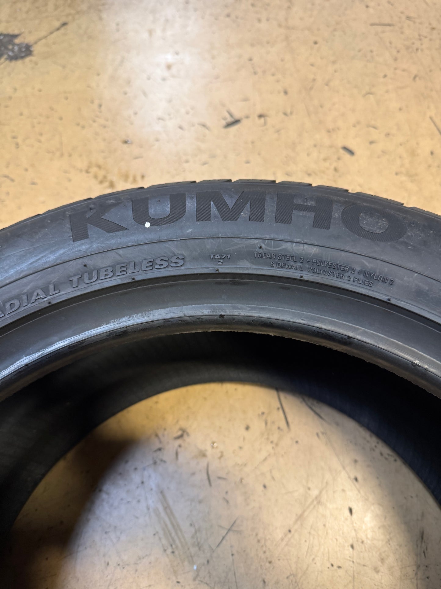 2 NOS KUMHO SOLUS TA71 BSW P 235 50 17 96V ALL SEASON TIRE 2169703