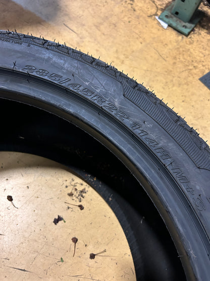 NEXEN ROADIAN AT PRO RA8 BSW P 285 45 22 114H XL ALL TERRAIN TIRE 16055NXK