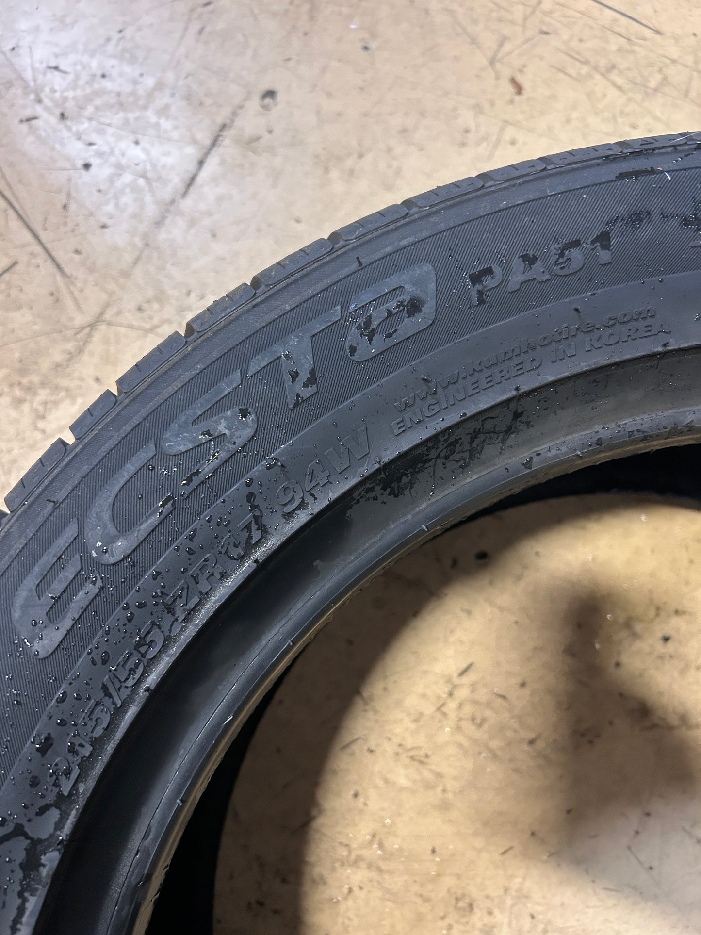 KUMHO ECSTA PA51 BSW P 215 55 17 94W ALL SEASON TIRE 2247903