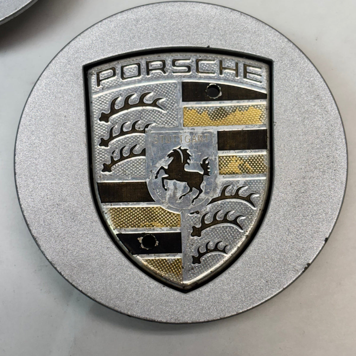 3 USED GENUINE PORSCHE 991 CAYENNE PANAMERA BOXSTER  CENTER CAPS 7L5601149