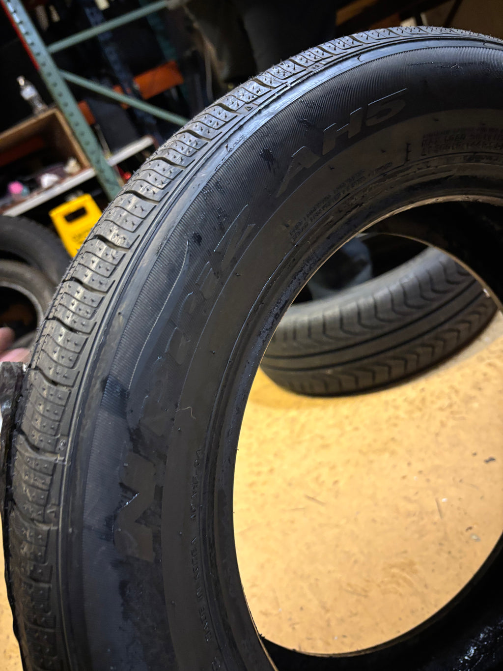 NEXEN NPRIZ AH5 BSW P 205 60 16 91T ALL SEASON TIRE 15146NXK