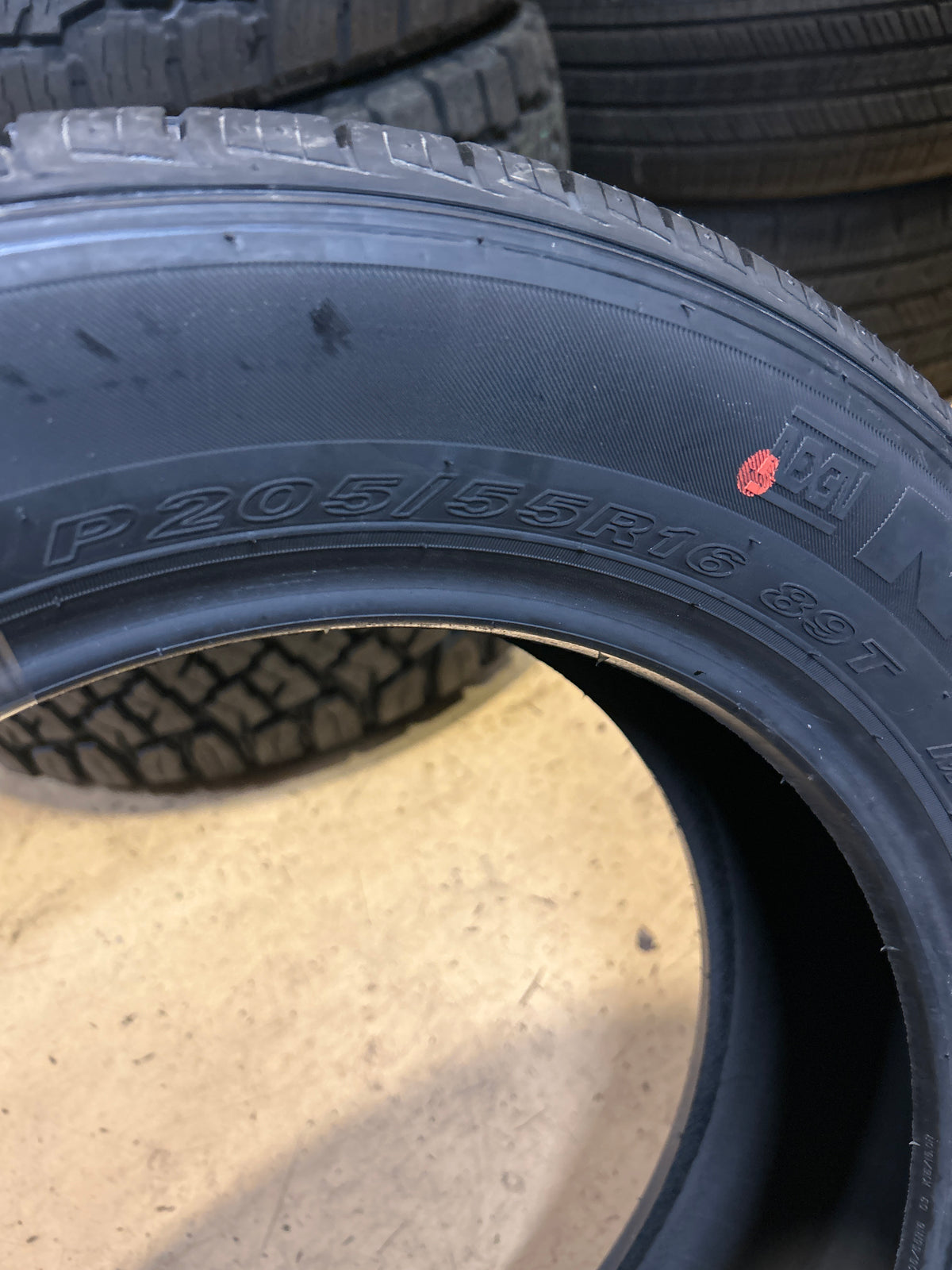 2 NEXEN NPRIZ AH5 BSW P 205 55 19 89T ALL SEASON TIRE 15148NXK