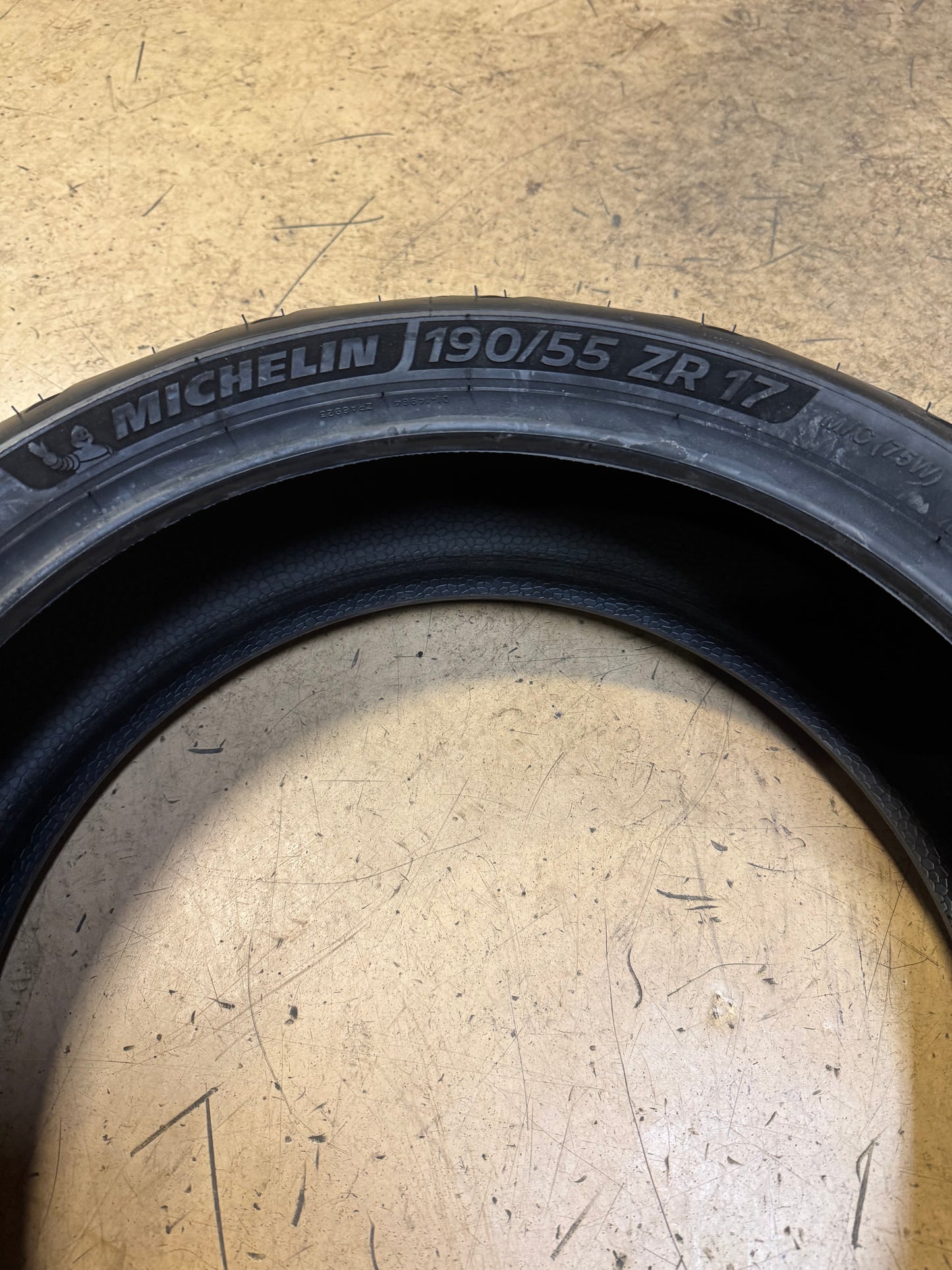 MICHELIN ROAD 6 BSW  190 55 17 75W REAR MOTORCYCLE TIRE 27032