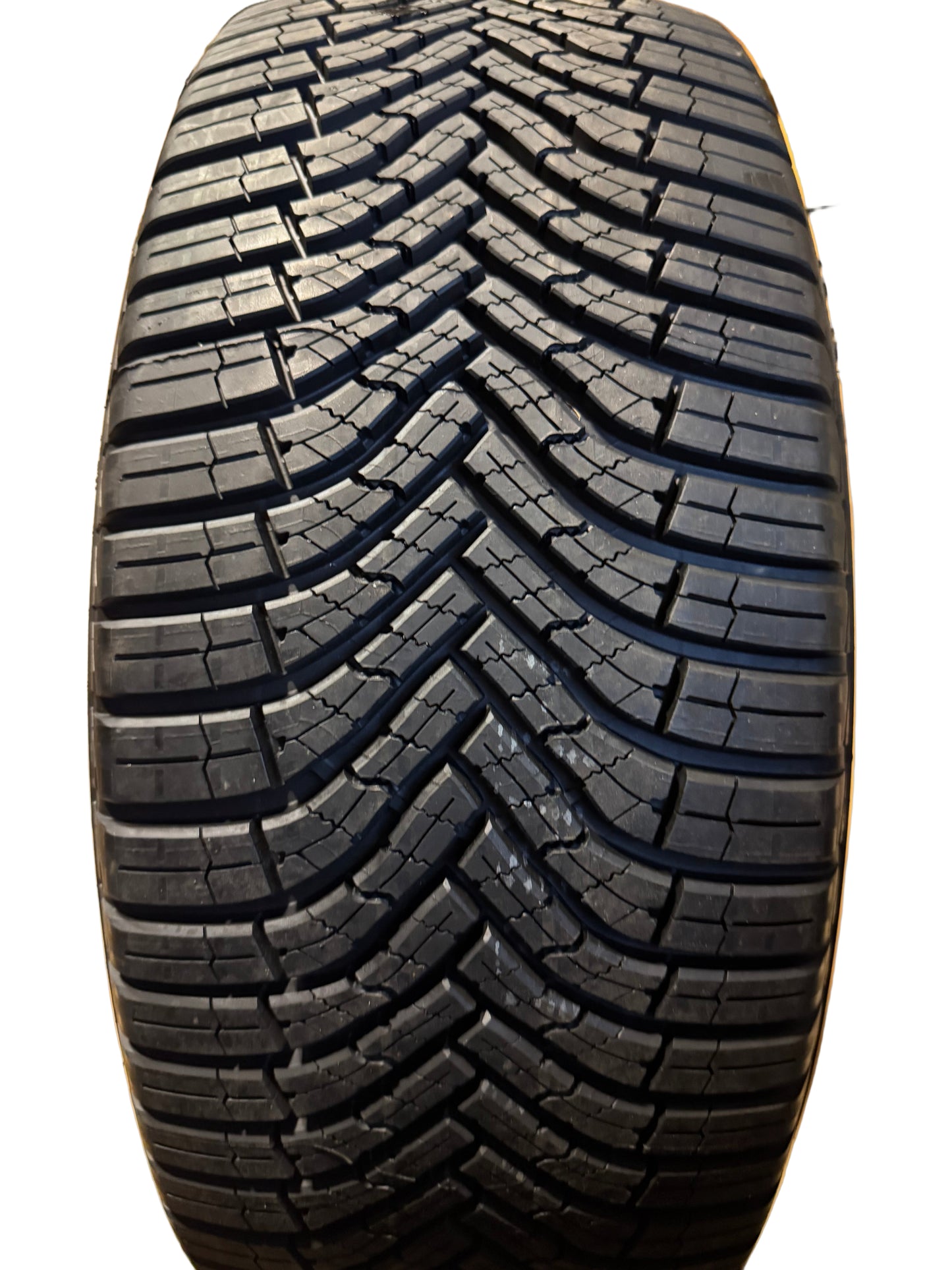 2 GOODYEAR ASSURANCE WEATHERREADY 2 BSW P 235 50 20 104V XL ALL WEATHER TIRE 767132673