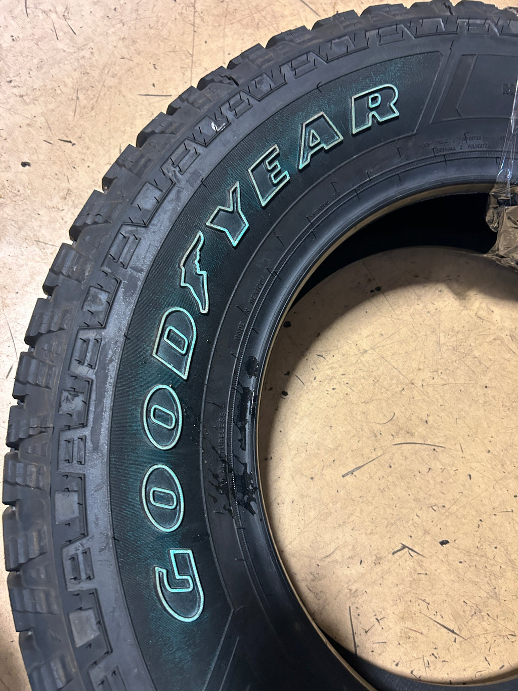 GOODYEAR WRANGLER WORKHORSE AT OWL P 265 70 18 116T  ALL TERRAIN TIRE 480070856
