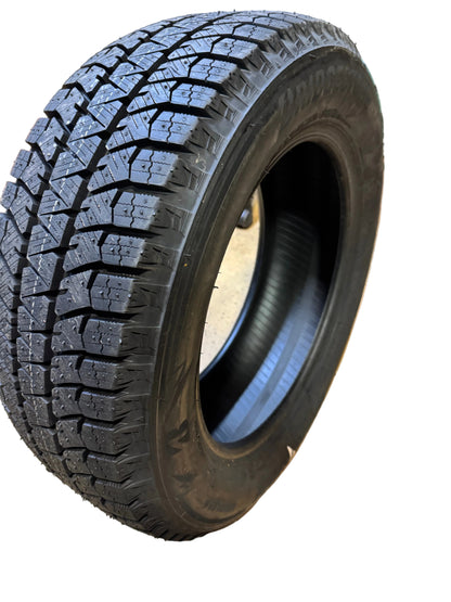 BRIDGESTONE BLIZZAK WS90 BSW STUDLESS P 205 60 16 92H WINTER TIRE 001138