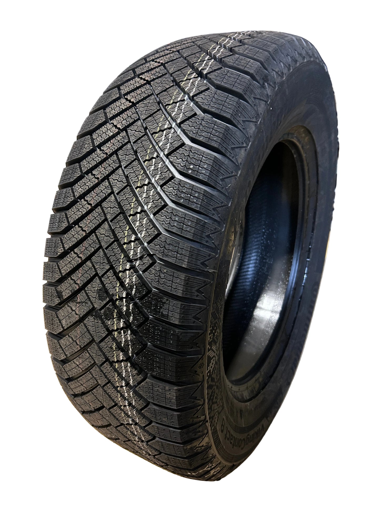 2 CONTINENTAL VIKING CONTACT 8 BSW P 235 65 17 108T XL WINTER TIRE 03457820000