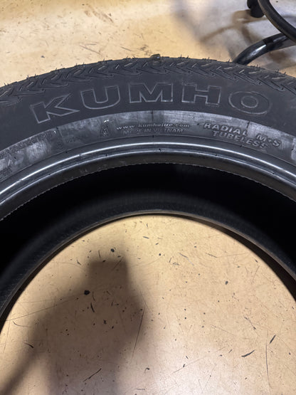 2 NOS KUMHO ROAD VENTURE AT51 BSW LT 275 65 20 126/123R 10PLY TIRE 2177763