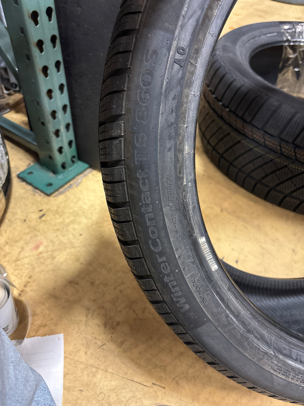 CONTINENTAL WINTERCONTACT TS860 (A0) AUDI P 245 40 21 100V XL TIRE 03550600000