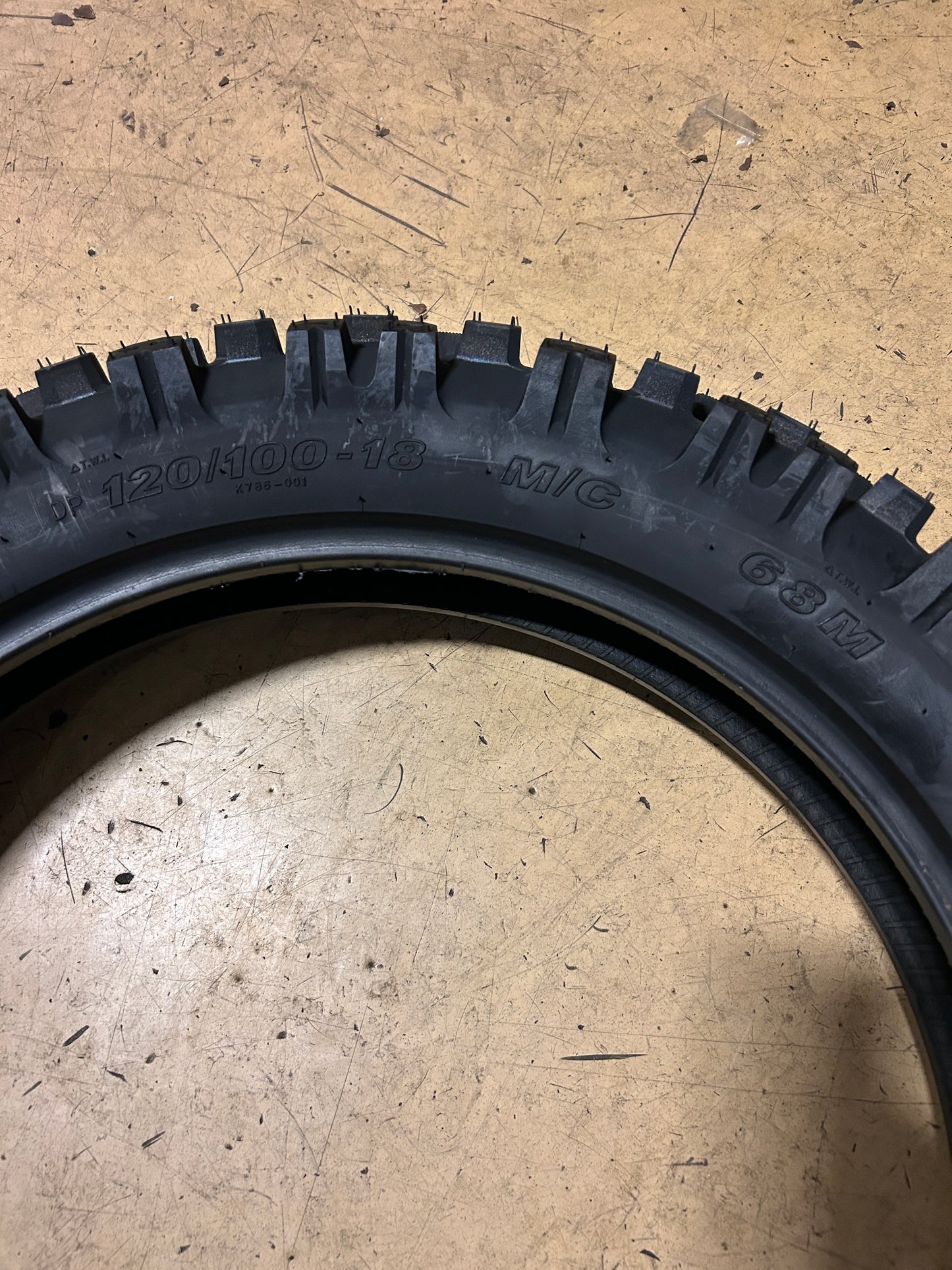 KENDA K786 WASHOUGAL II DC BSW  120 100 18 68M REAR DIRT BIKE TIRE 047861813C0