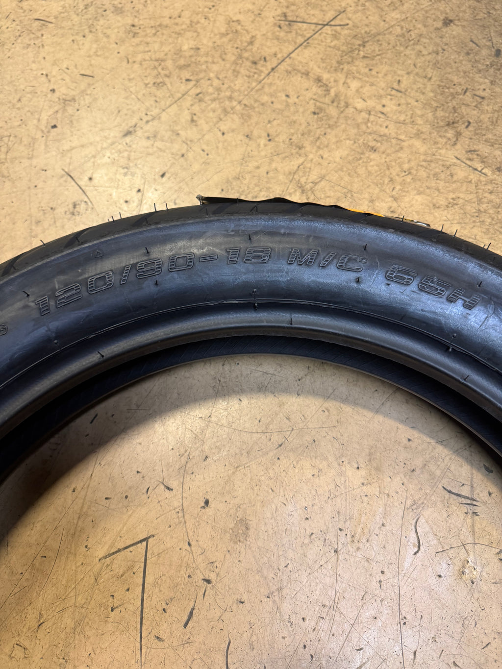 SHINKO SR777 BSW  120 90 18 65H FRONT MOTORCYCLE TIRE 874563