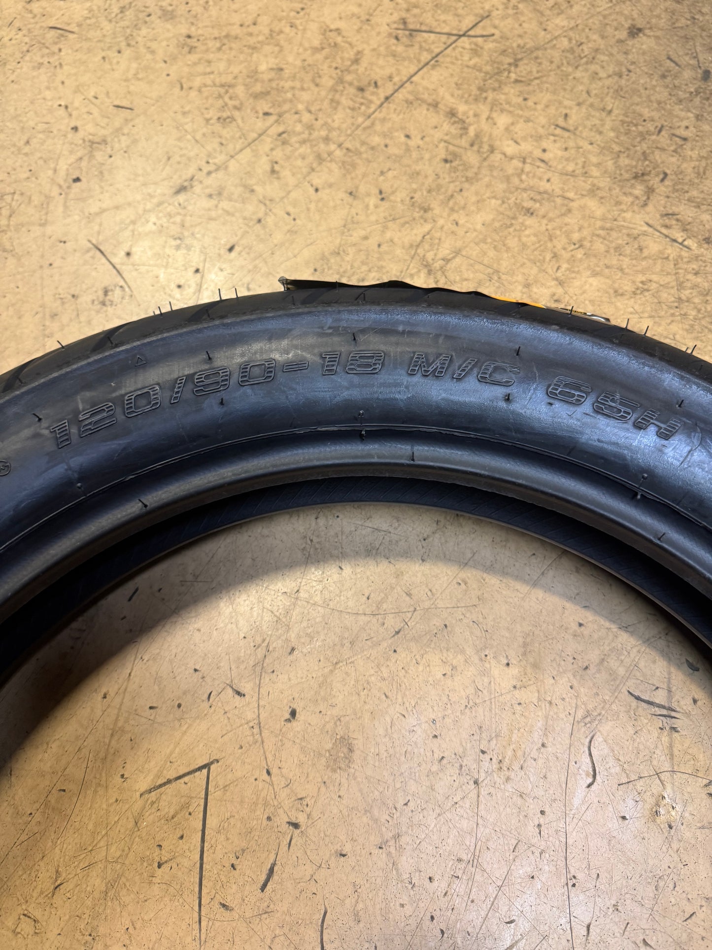 SHINKO SR777 BSW  120 90 18 65H FRONT MOTORCYCLE TIRE 874563