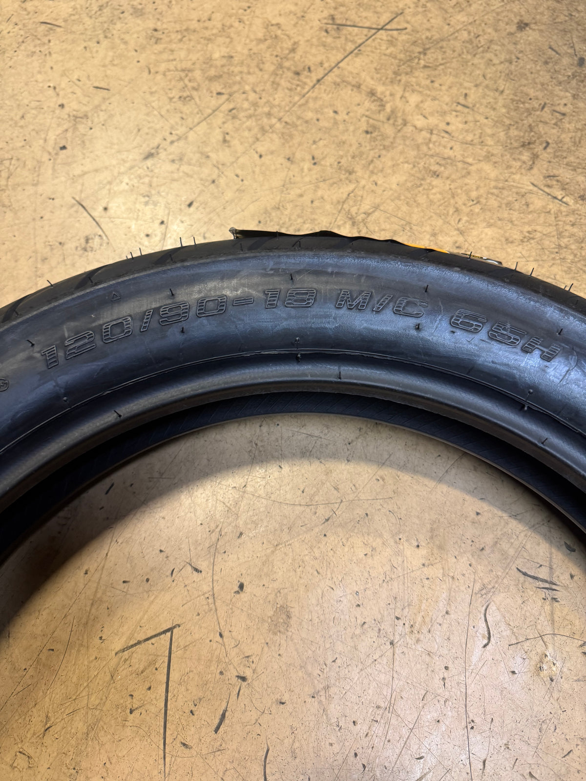 SHINKO SR777 BSW  120 90 18 65H FRONT MOTORCYCLE TIRE 874563
