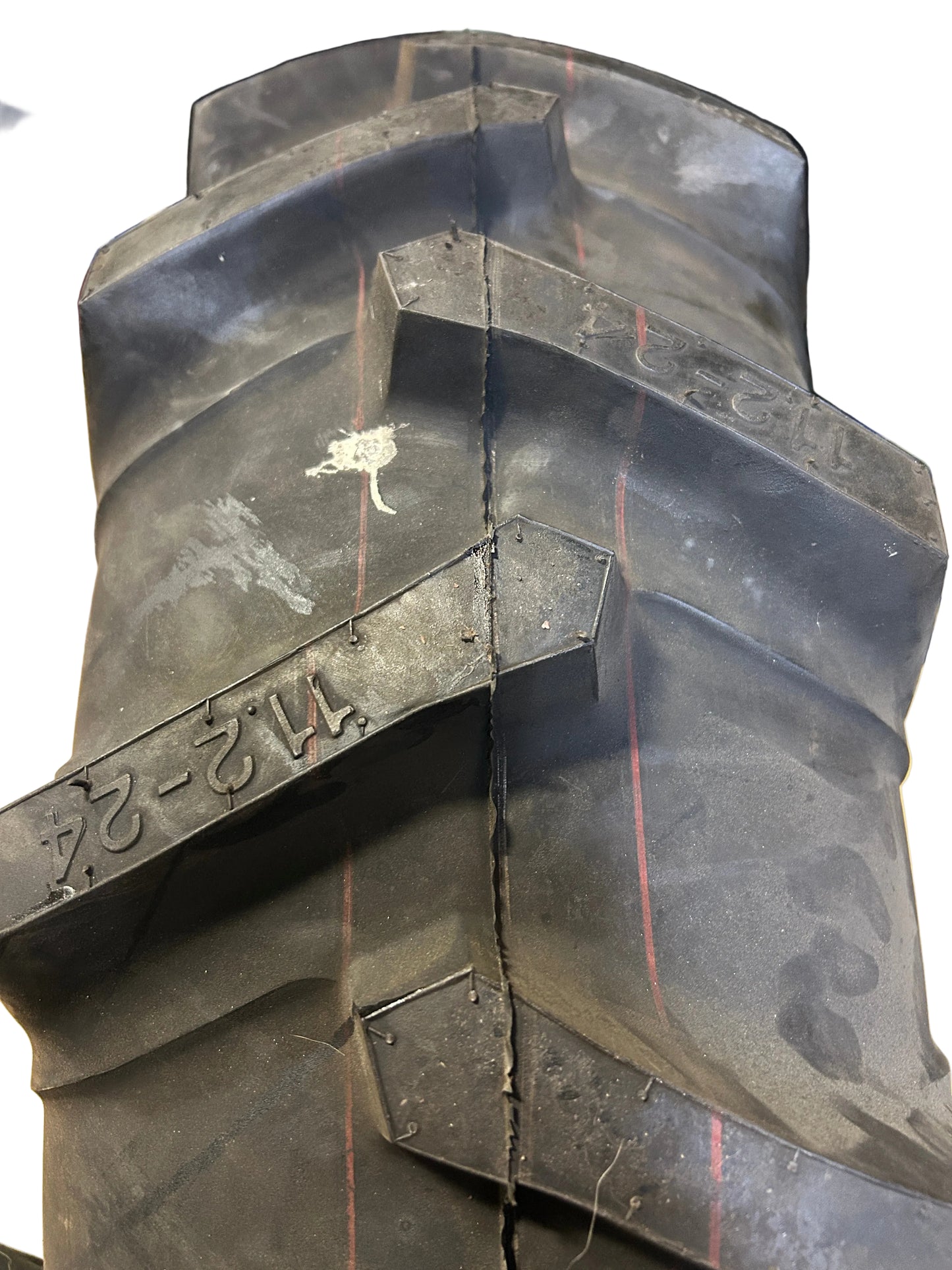 NOS CROP MAX FARM TORQUE BSW 11.2 24 6PLY FARM TIRE CM5610