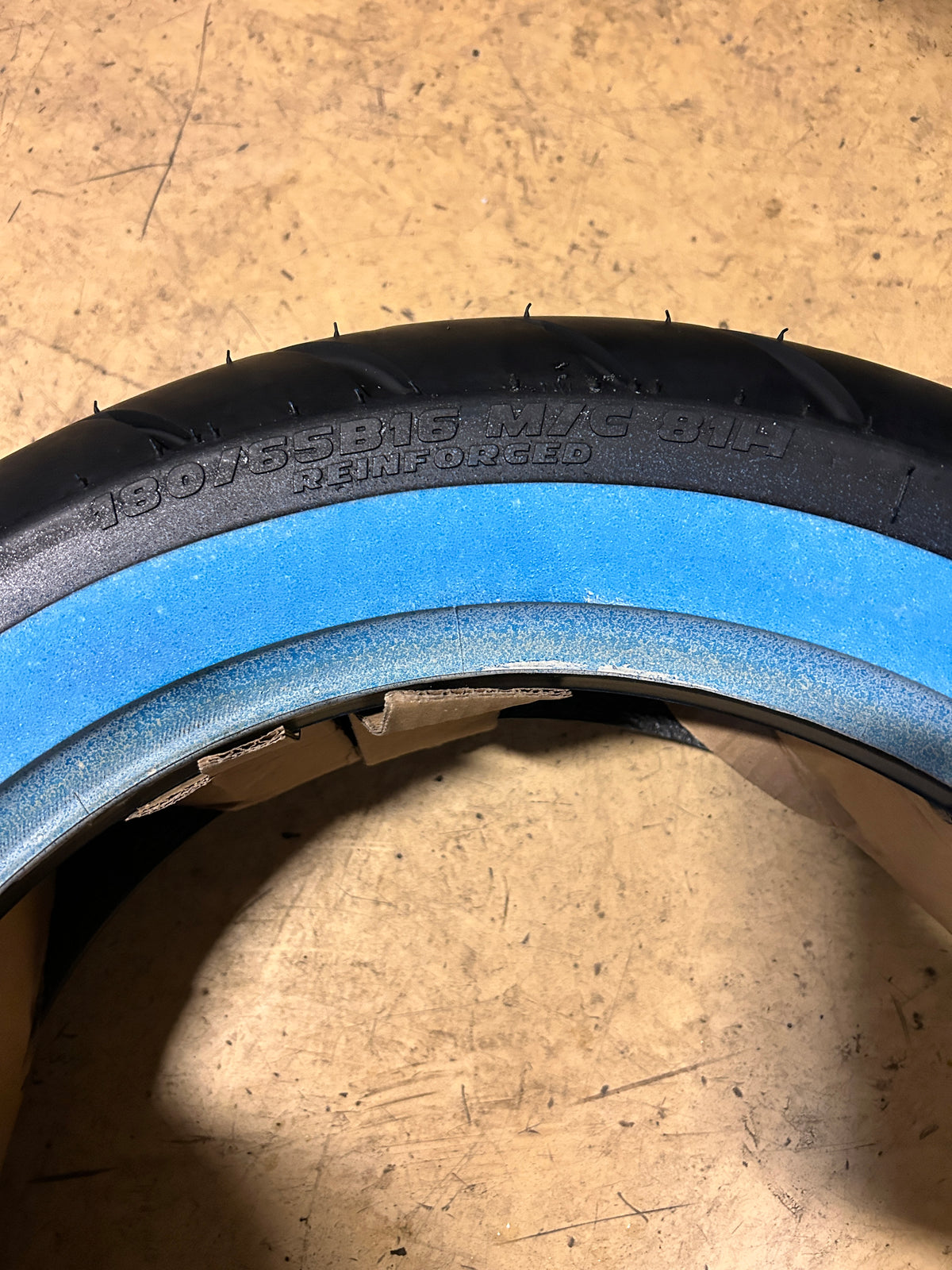 METZELER ME888 MARATHON ULTRA WW 180 65 16 81H REAR MOTORCYCLE TIRE 2408400