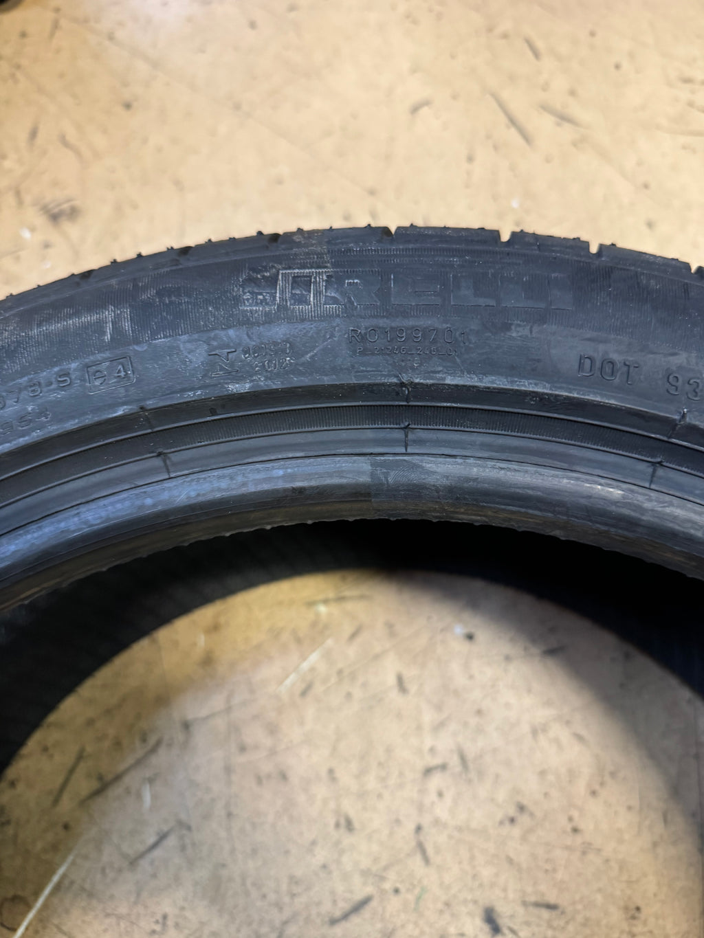 2 PIRELLI CINTURATO P7 A/S RSC BMW (*) P 225 45 18 91V TIRES 2048900