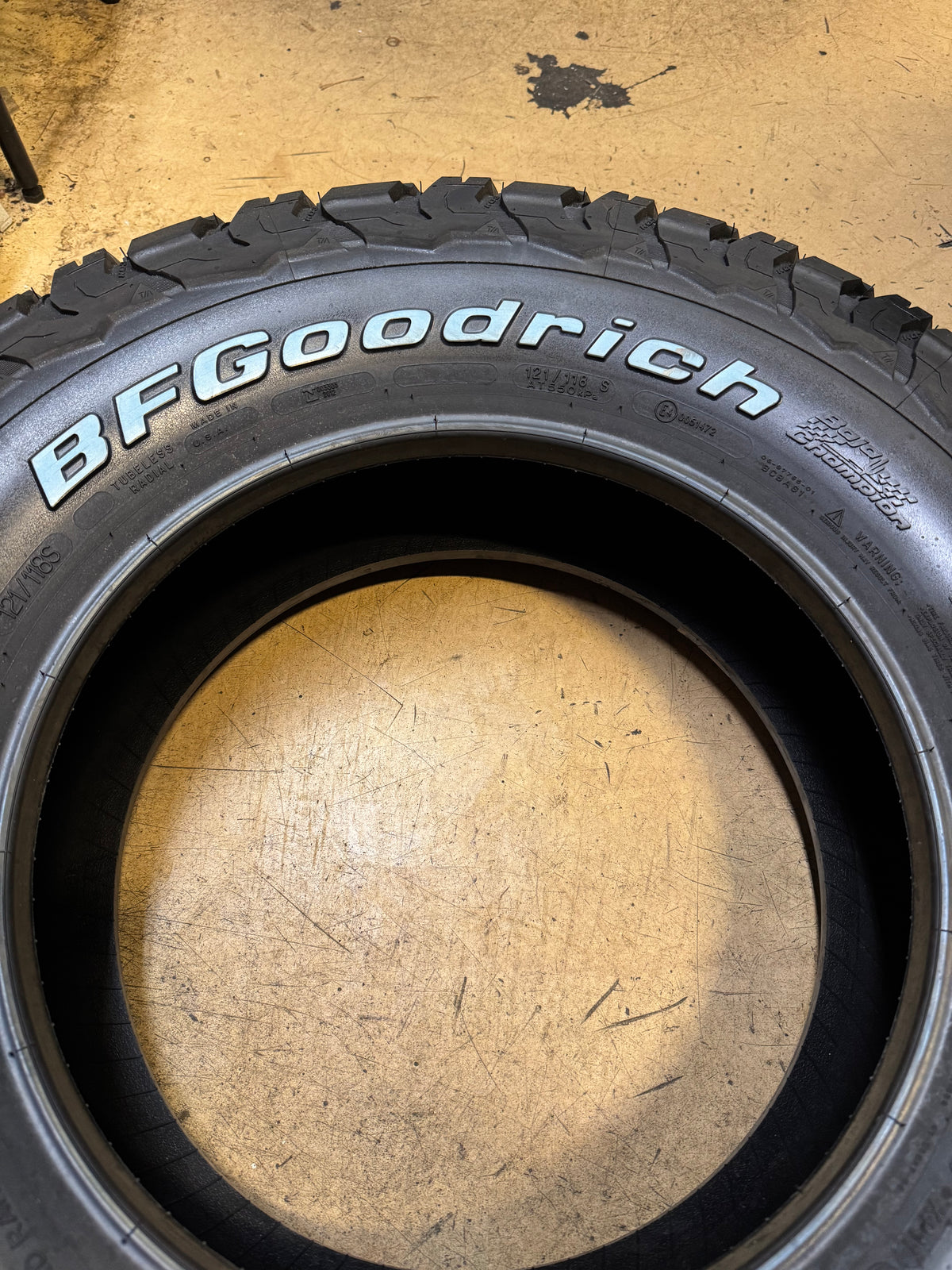 BFGOODRICH ALL TERRAIN KO3 RWL LT 245 75 17 121/118S 10PLY TIRE 25935