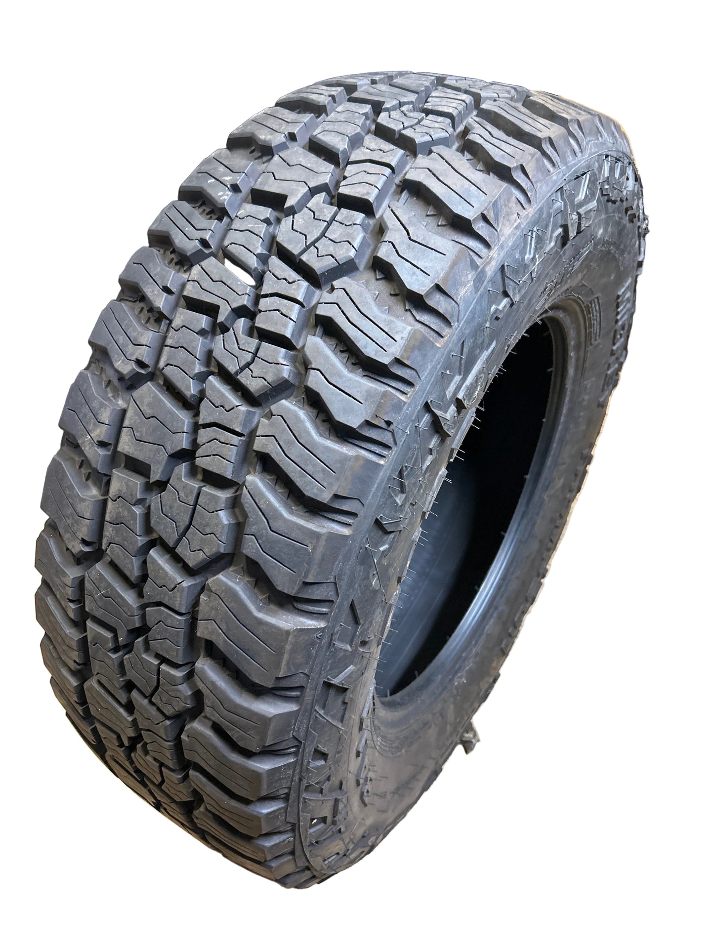 USED MICKEY THOMPSON BAJA BOSS A/T BSW P 265 70 17 116T XL TERRAIN 340016003