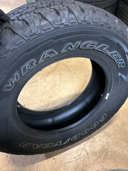 NOS 2 GOODYEAR WRANGLER A/T OWL P 225 65 17 110T SL ALL TERRAIN TIRE 758069571