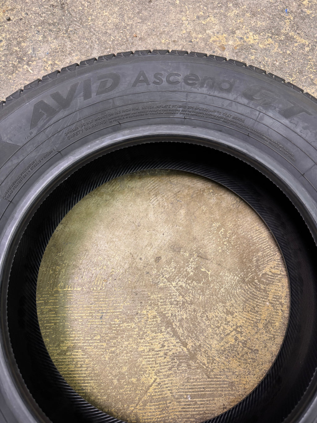 YOKOHAMA AVID ASCEND GT BSW P 205 65 16 95H ALL SEASON TIRE 110132714