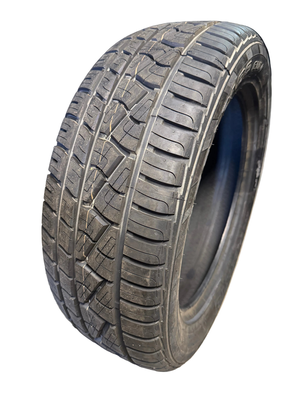 NOS MAXXIS ESCAPADE CUV BSW P 245 55 19 103V UHP ALL SEASON TIRE TP00628100