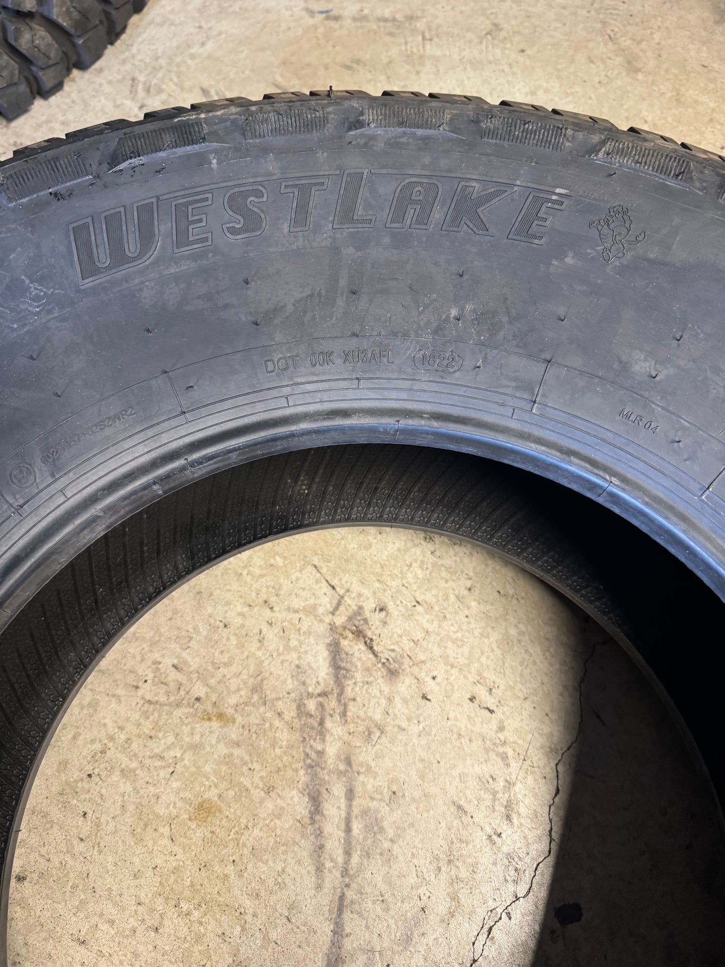 WESTLAKE RADIAL SL369 A/T BSW LT 35 12.5 17 121Q 10PLY ALL TERRAIN TIRE 22229002