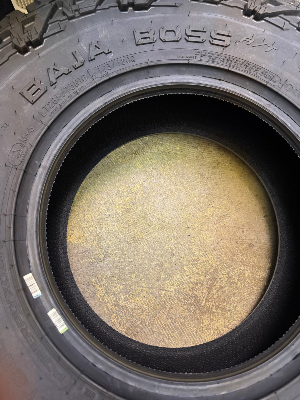 MICKEY THOMPSON BAJA BOSS AT BSW LT 265 75 16 123/120Q 10PLY ALL TERRAIN TIRE 331004001