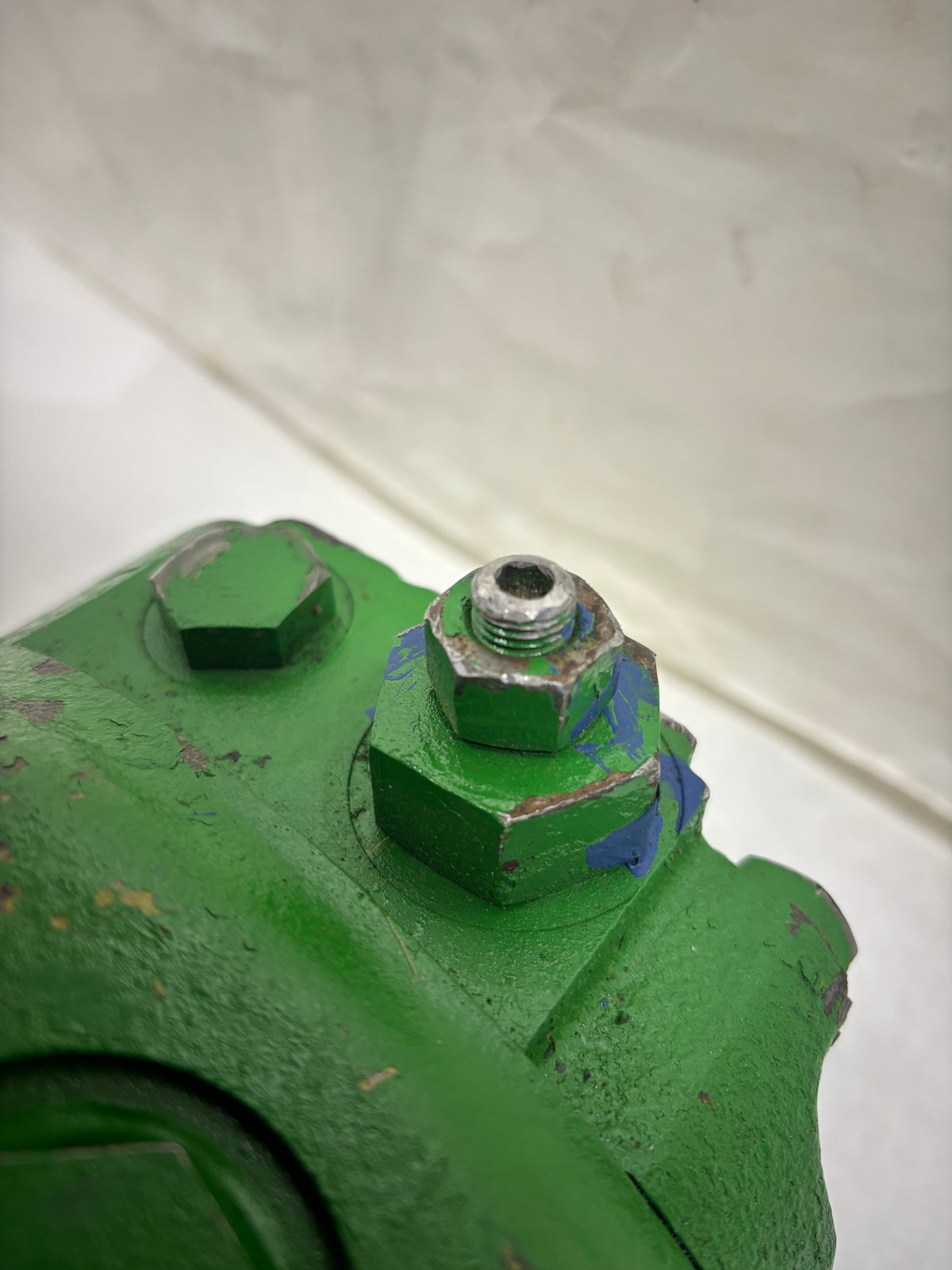 HYDRAULIC PUMP FOR JOHN DEERE 1052 R71977 R77713 R77712 R77714