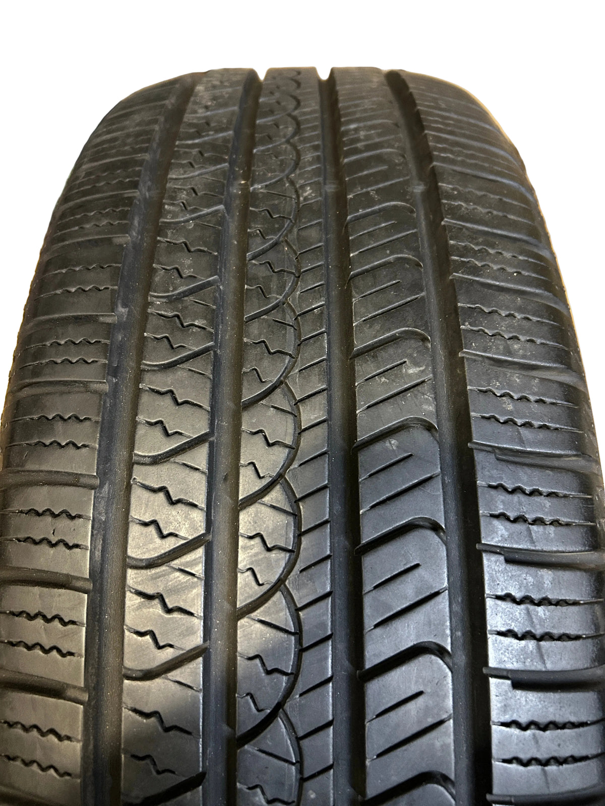 USED 9/32” PIRELLI SCORPION ALL SEASON PLUS 3 BSW P 225 65 17 102H  TIRE 3917400
