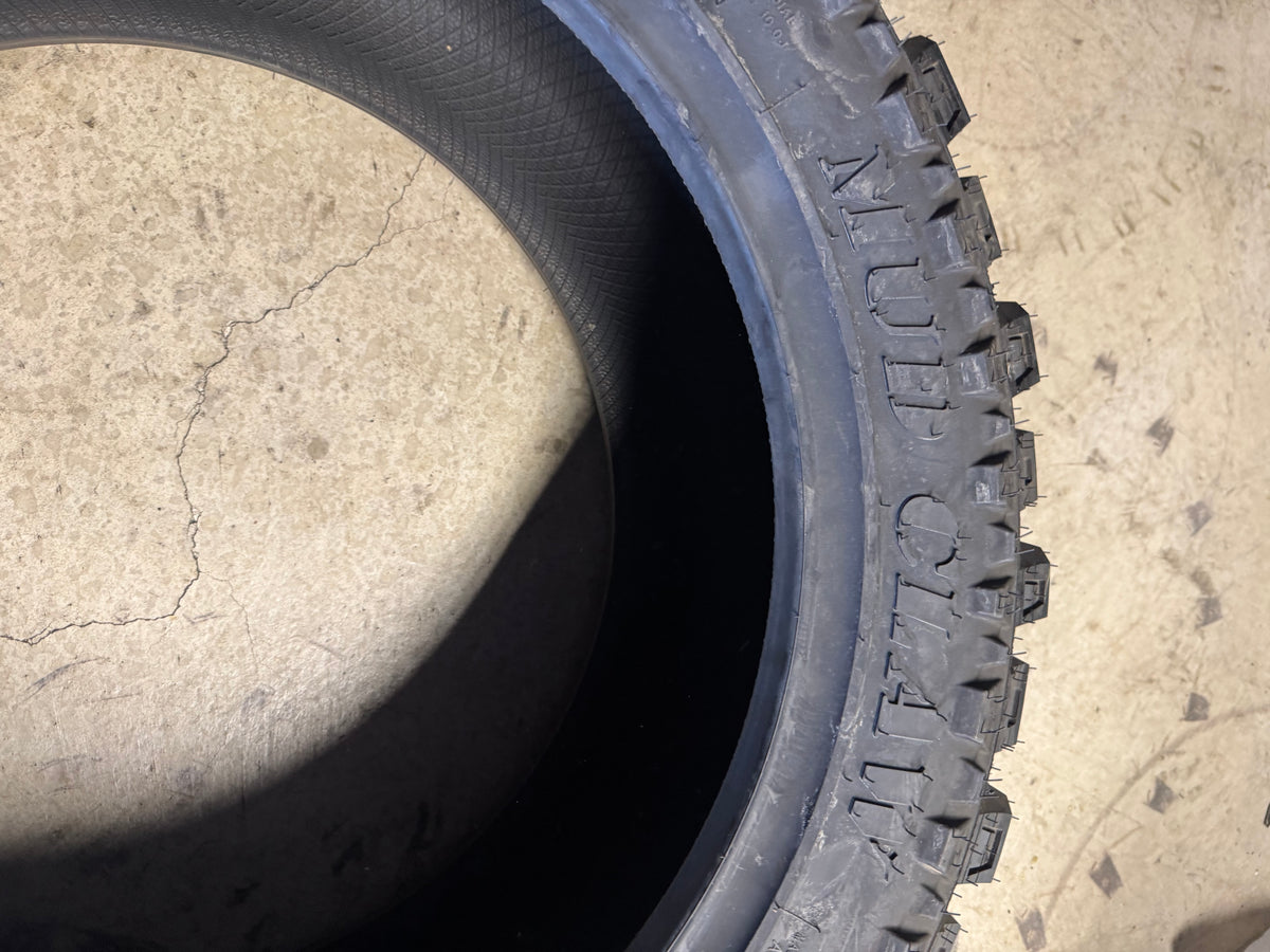 MUD CLAW COMP MTX BSW LT 35 12.5 22 121Q 12PLY MUD TERRAIN TIRE MTX05