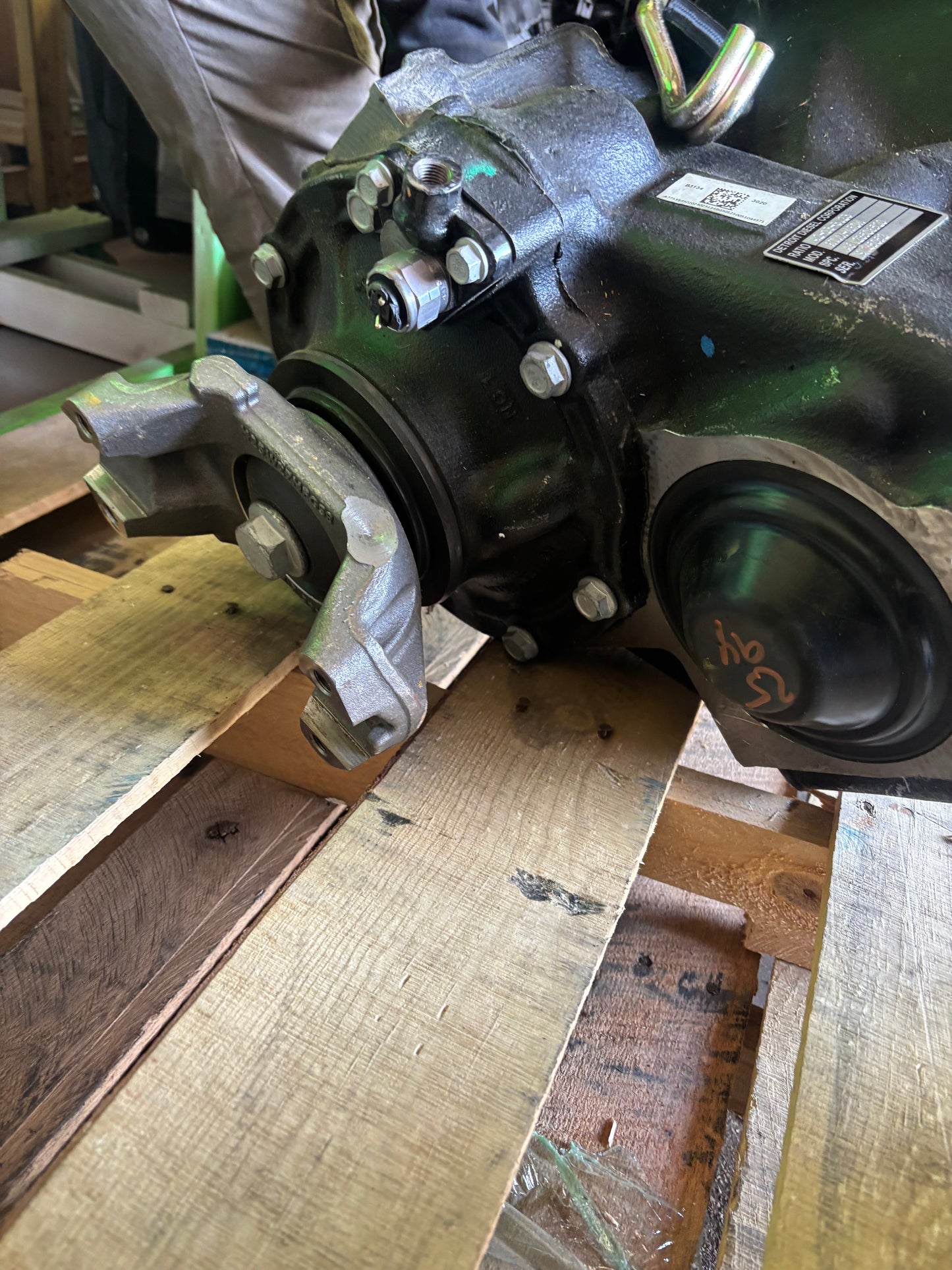 DETROIT DIESEL MODEL RTXX-BFDN RT390 42/13 SP W.DCDL 4-PIN HV20 RATIO 3.23 FRIEGHT SHIPPING