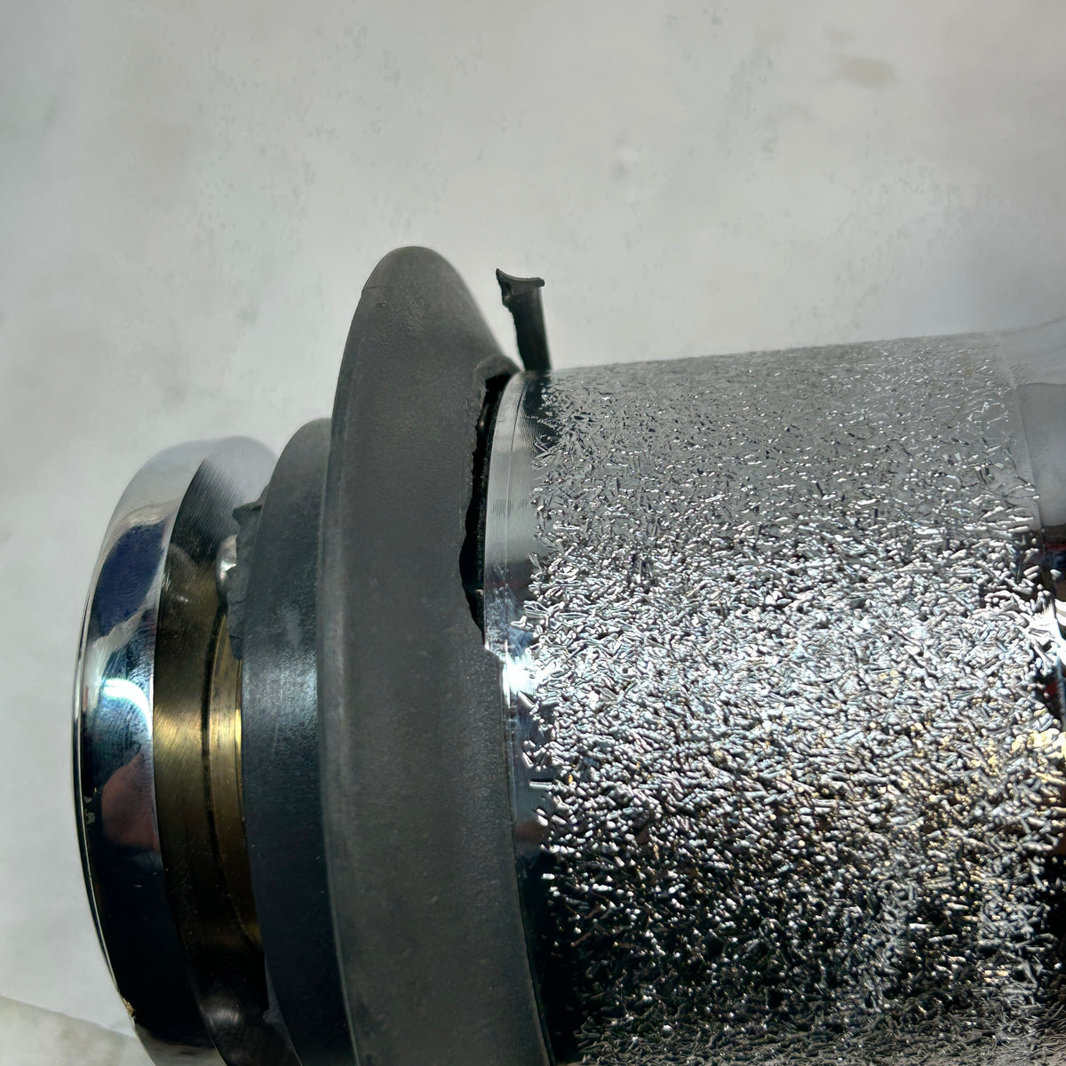 LEWMAR OCEAN SERIES 48ST HYDRAULIC BOAT WINCH CHROME FINISH