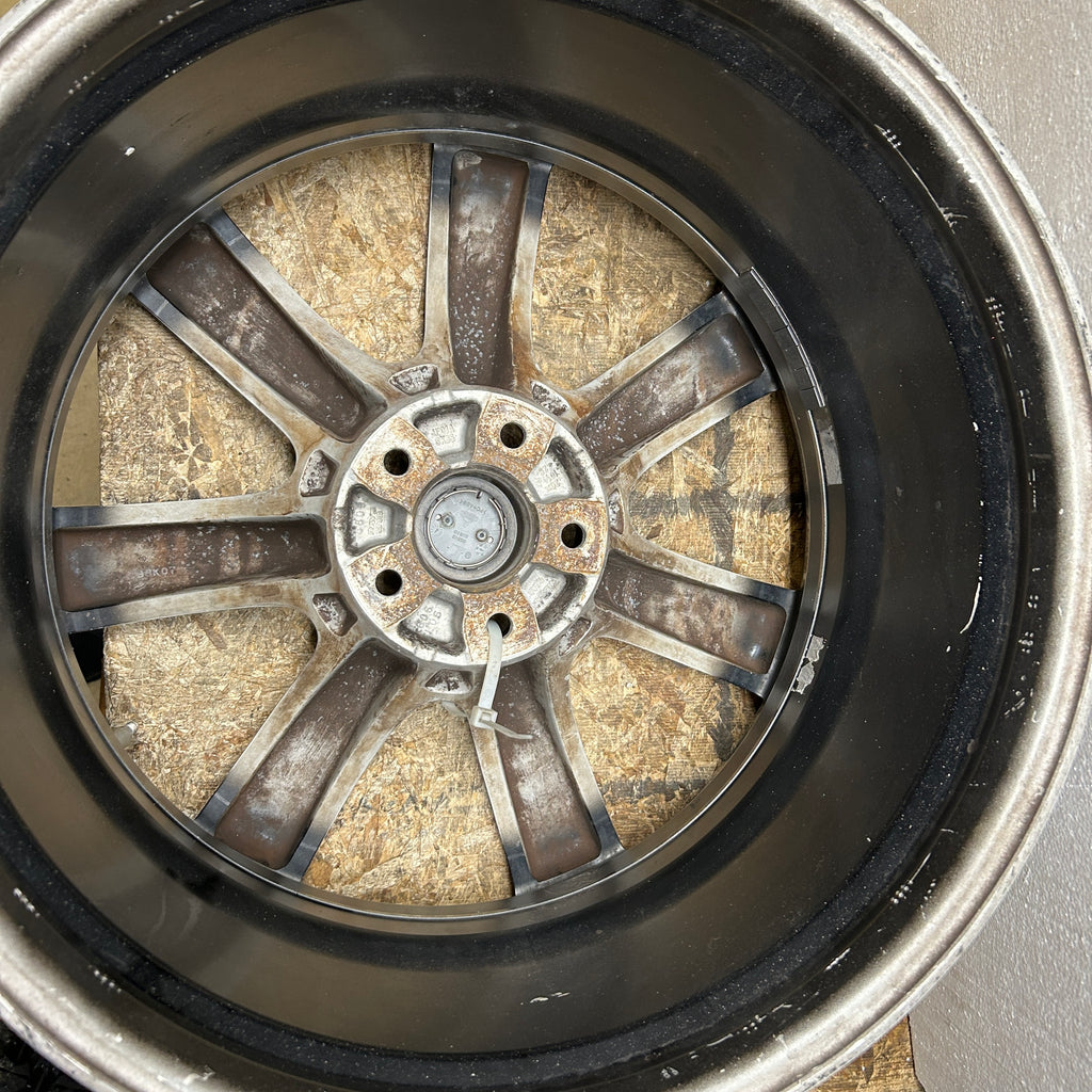 USED GENUINE NISSAN R35 GT-R FORGED RAYS REAR WHEEL 20X10.5 ET25