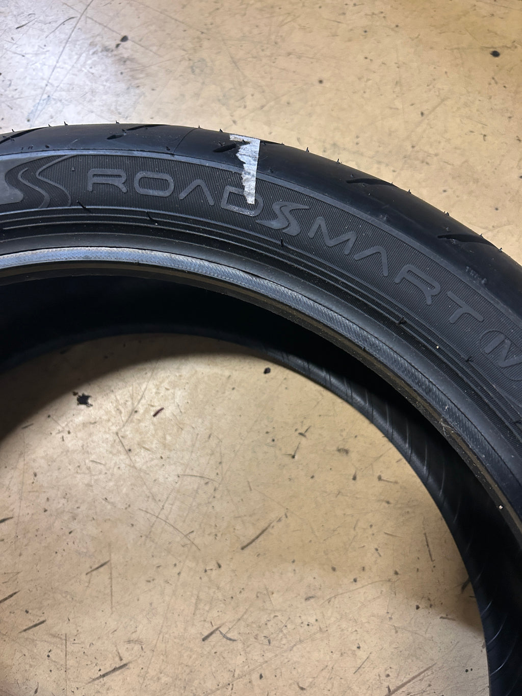 DUNLOP ROADSMART IV BSW  180 55 17 73W REAR MOTORCYCLE TIRE 45253304