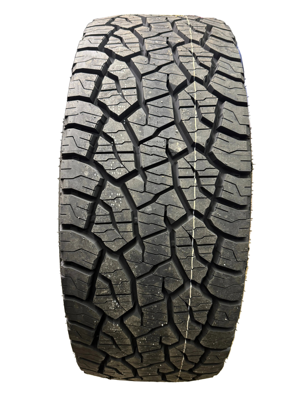 KUMHO ROAD VENTURE AT52 BSW LT 315 70 17 121/118S 10PLY ALL TERRAIN TIRE 2290013