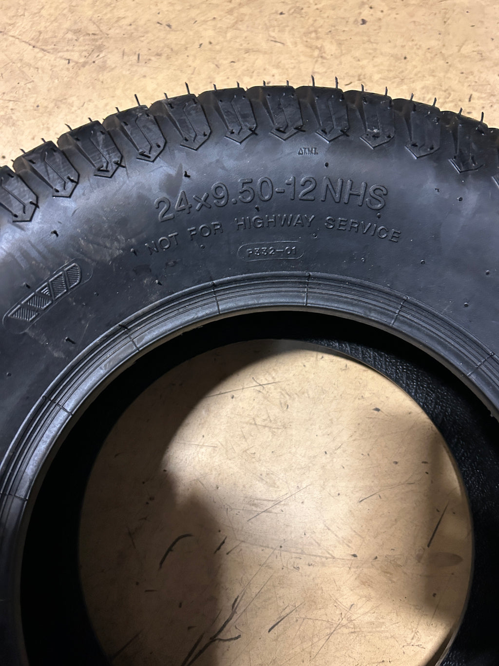 WANDA P332 BSW 24 9.5 12 4PLY LAWN TIRE P332WD2