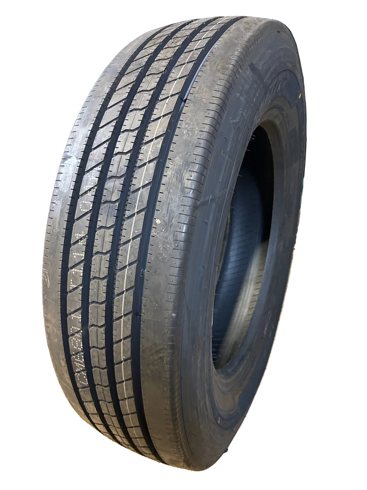 ROADMASTER RM272 BSW 255 70 22.5 140/137L 16PLY ALL POSITION TIRE 173017001
