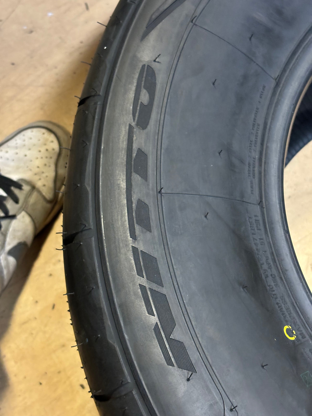 NITTO NT555 RII BSW P 325 50 15 112V UHP TIRE 107840