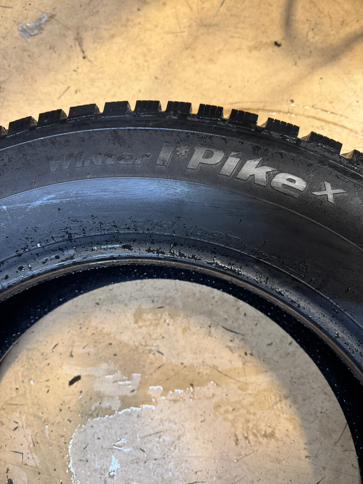 HANKOOK WINTER I PIKE X BSW P 255 60 19 109T WINTER TIRE 1028942