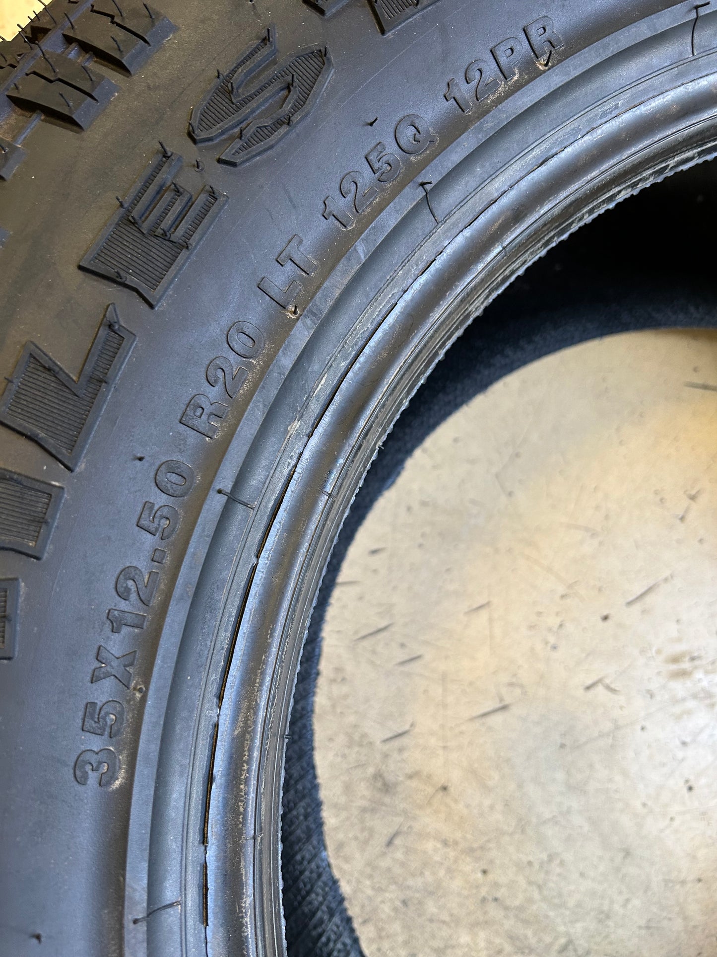 MILESTAR PATAGONIA X/T BSW LT 35 12.5 20 125Q 12PLY RUGGED TIRE 22229510