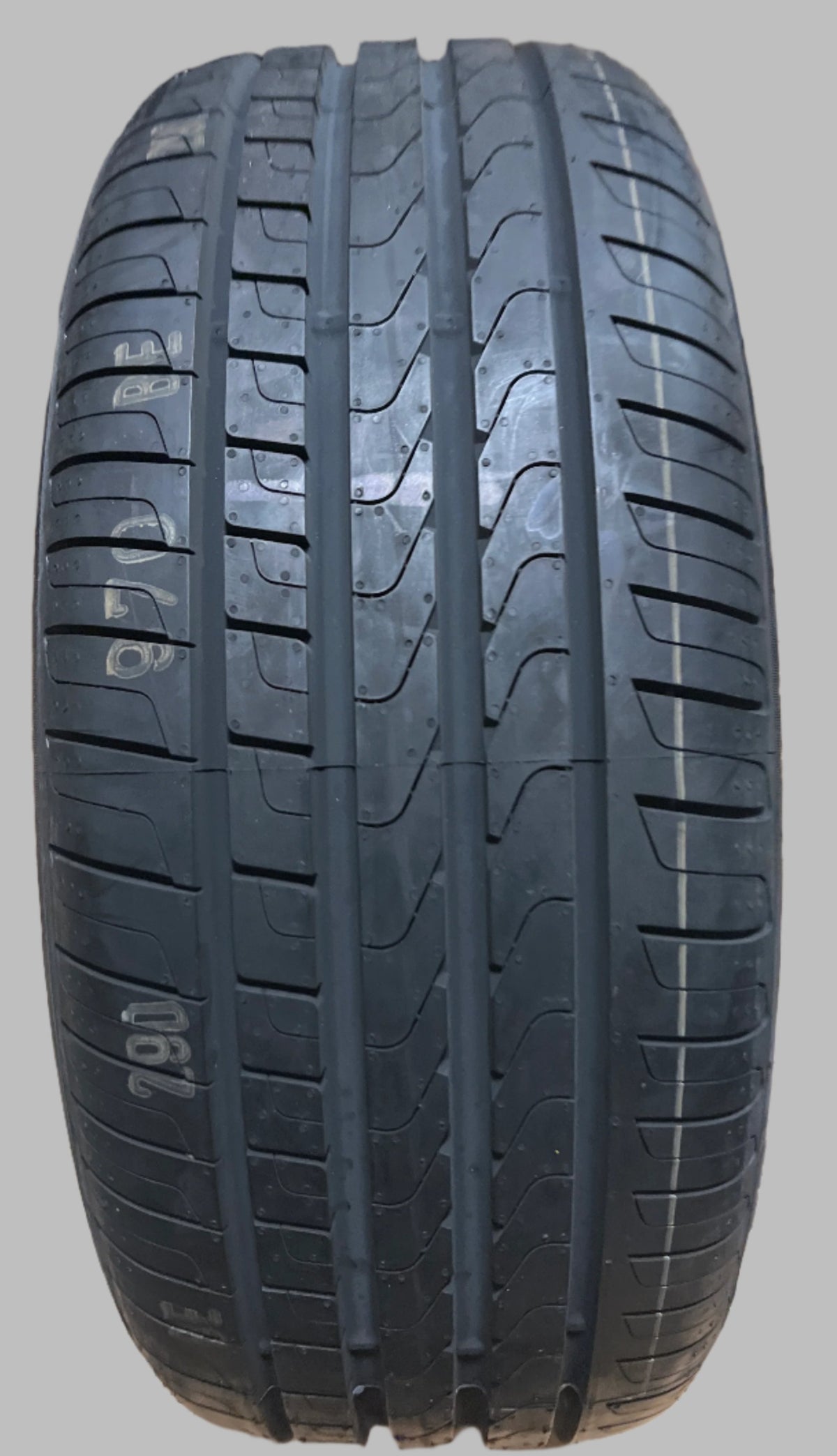 PIRELLI CINTURATO P7 RFT BMW P 225 40 18 92Y XL UHP TIRE 2462500