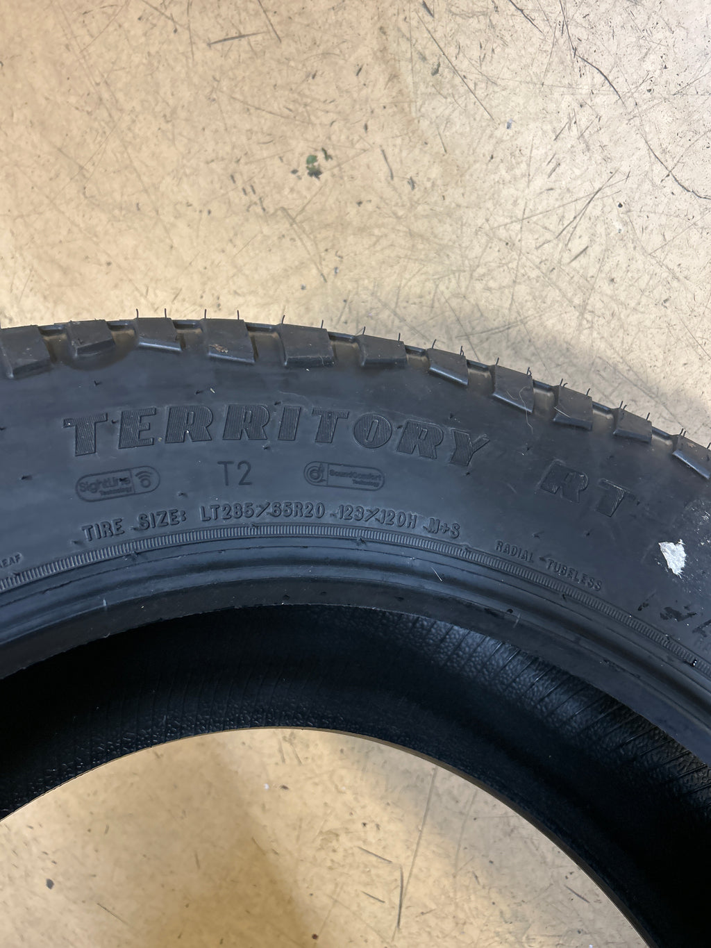 GOODYEAR WRANGLER TERRITORY RT LT 285 65 20 123H 8PLY ALL TERRAIN 845078004