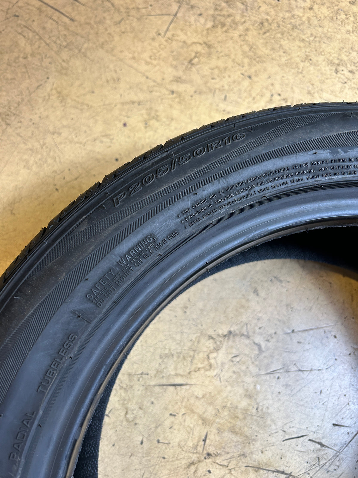 NEXEN CP672 BSW P 205 50 16 87V ALL SEASON TIRE 11257NXK