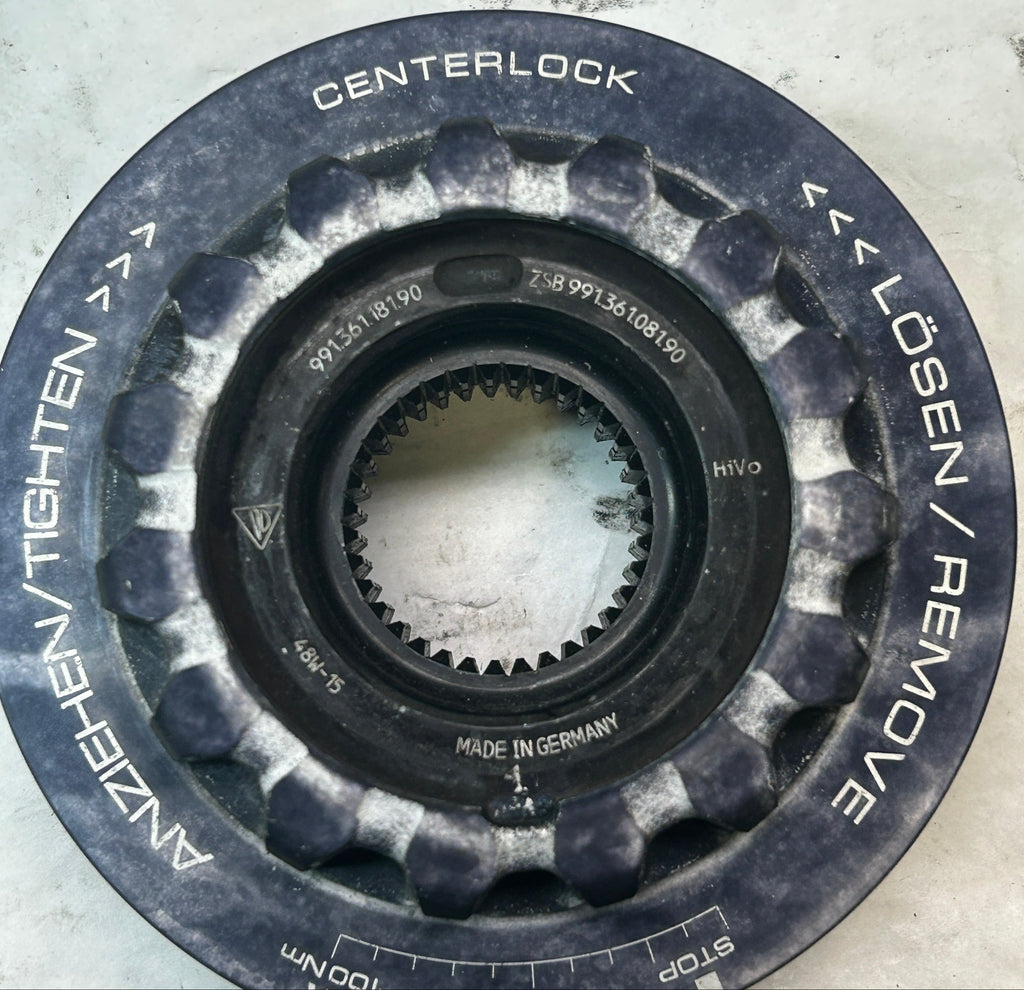 USED PORSCHE CENTER WHEEL LOCK 991 361 081 90