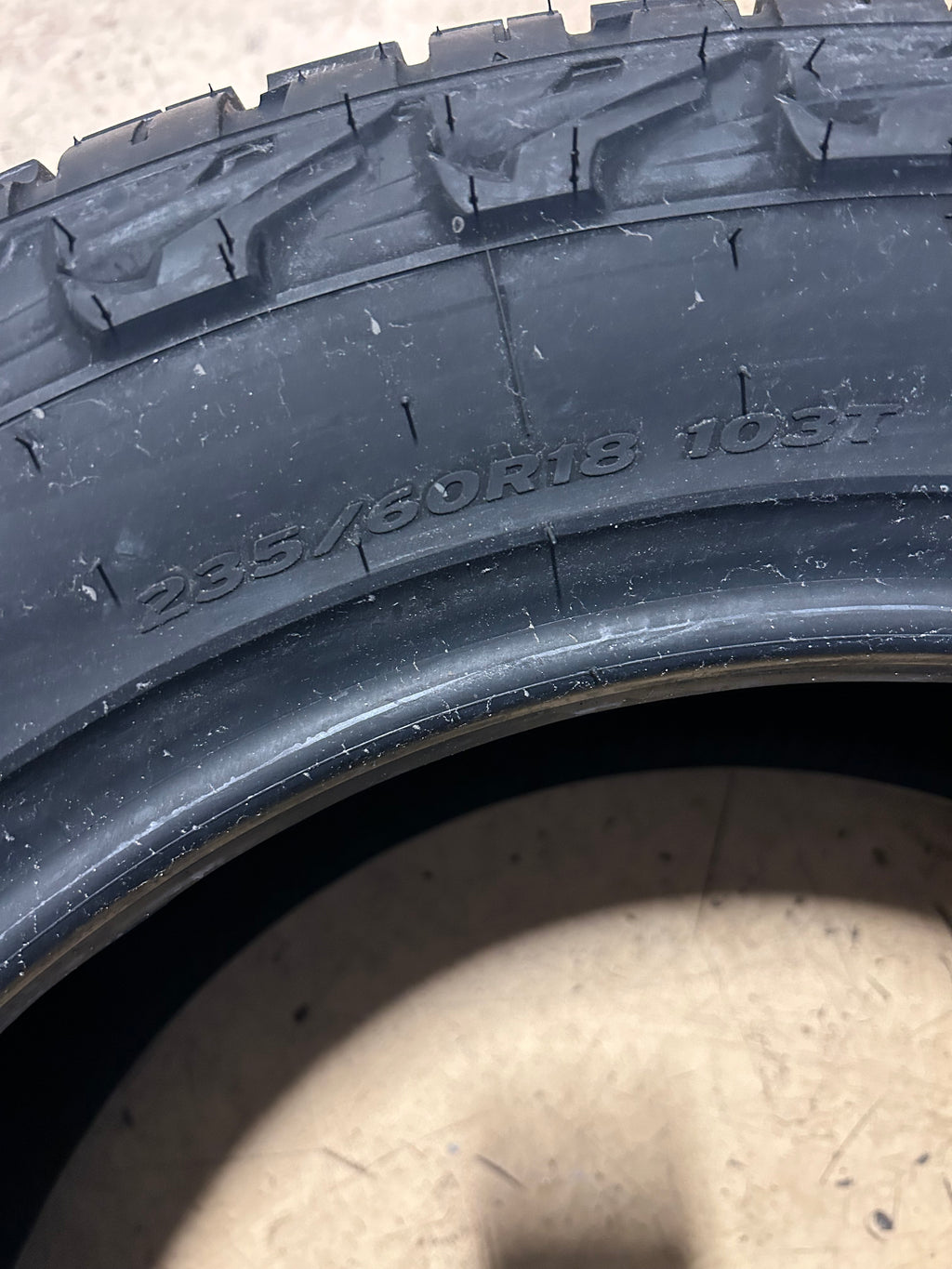 HANKOOK DYNAPRO AT2 EXTREME BSW P 235 60 18 103T ALL TERRAIN TIRE 1029802