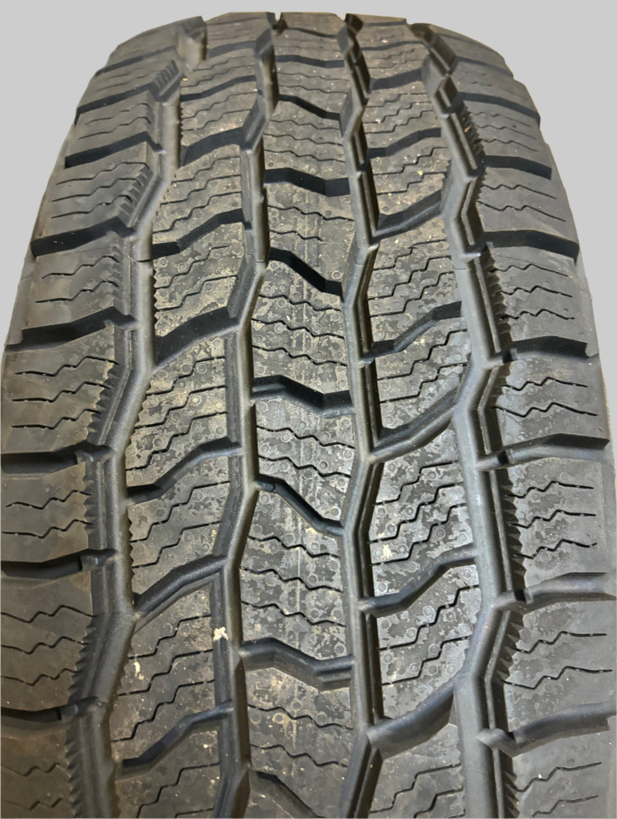 COOPER DISCOVERER ALL TERRAIN AT3 4S RWL P 265 75 16 116T SL TIRE 90000032686