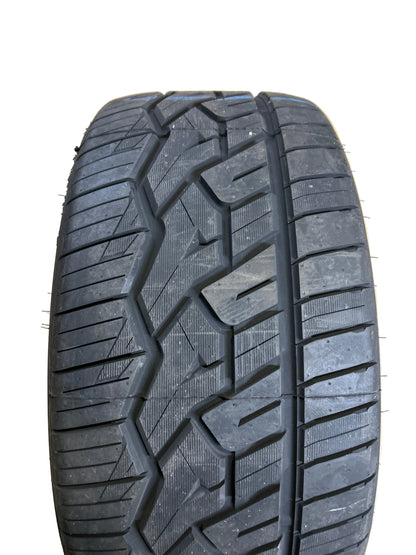 NITTO NT420 BSW P 305 40 22 114H PERFORMACE TIRE 203960