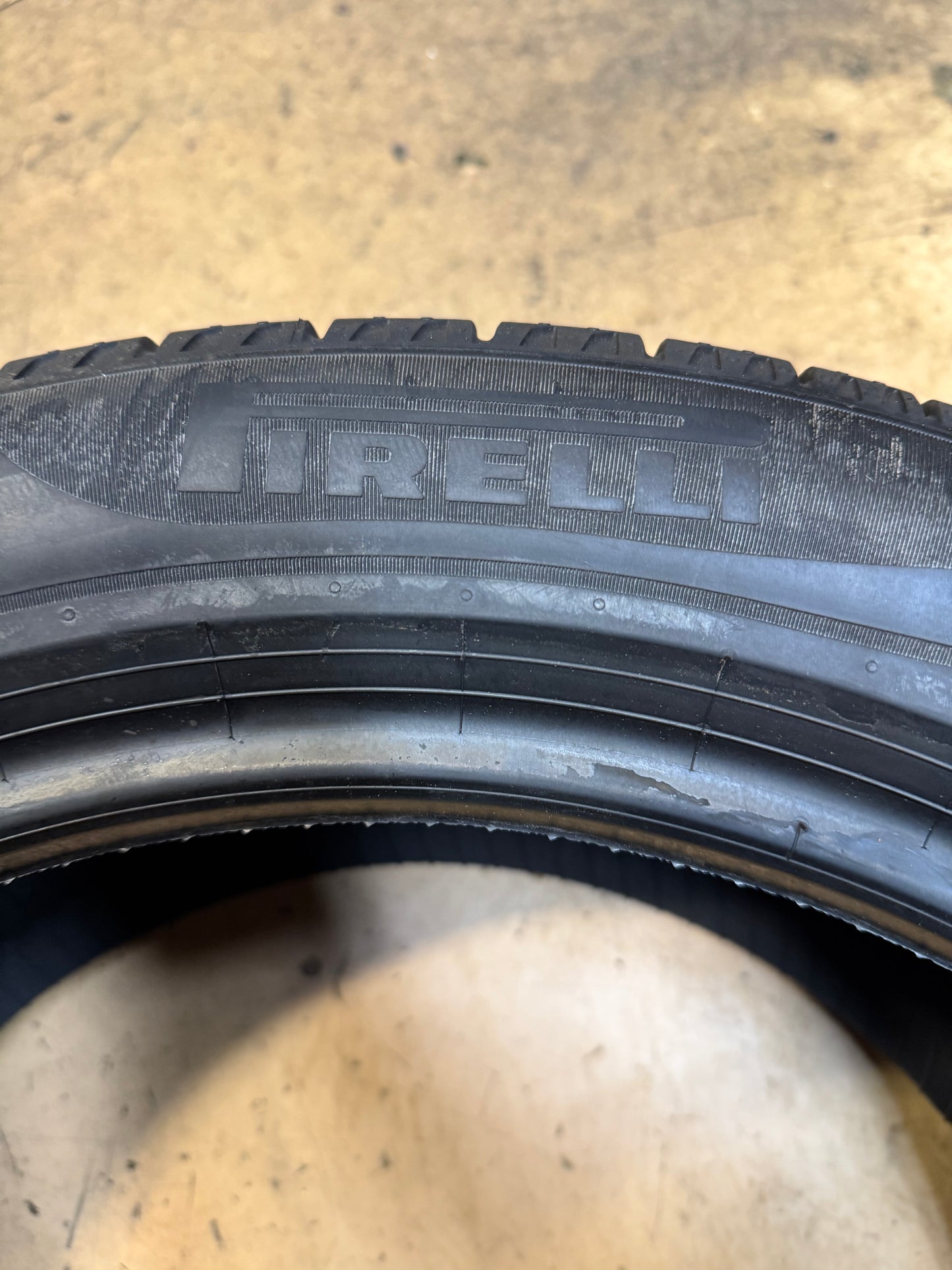 PIRELLI P7 AS PLUS 3 BSW P 245 45 18 100V XL ALL SEASON TIRE 4223600