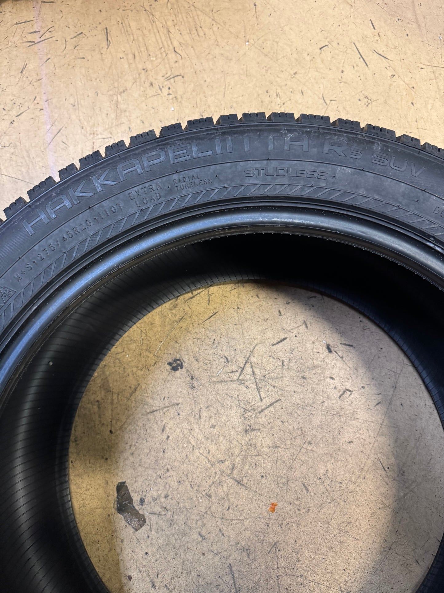 NOKIAN HAKKAPELIITTA R5 SUV BSW P 275 45 20 110T XL WINTER TIRE T432241