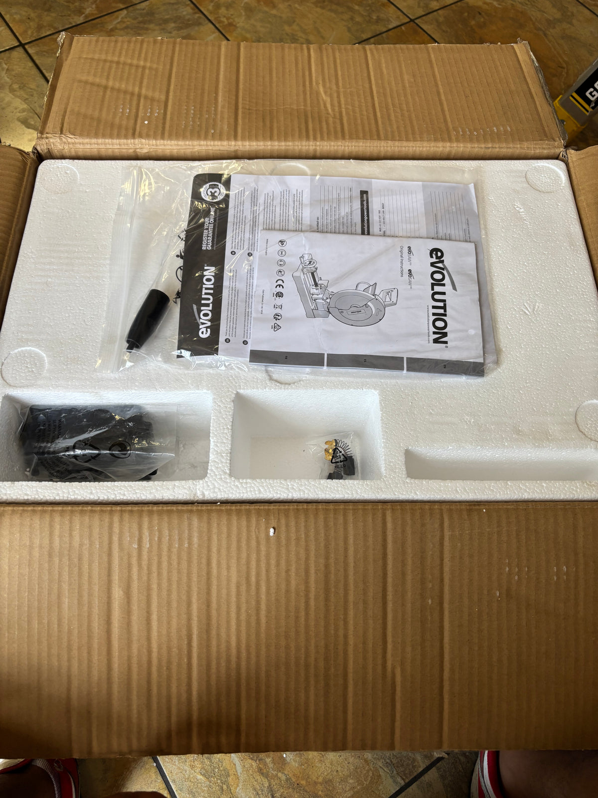 EVOLUTION POWER TOOLS 14-INCH CHOP SAW 15-AMP MOTOR  0-45" ‎080-0004 KSL ONLY